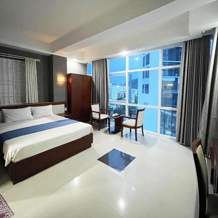 Ocean Bay Hotel Nha Trang Exterior photo